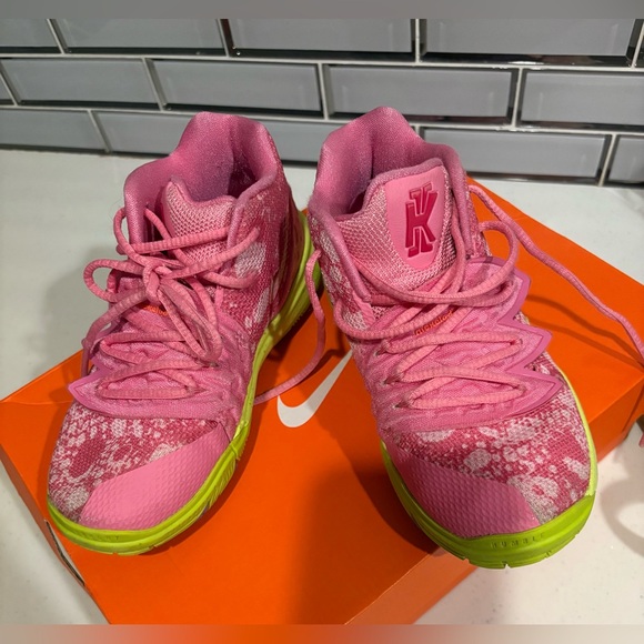 Nike Kyrie Irving pink Patrick Star kids, size 12 girls